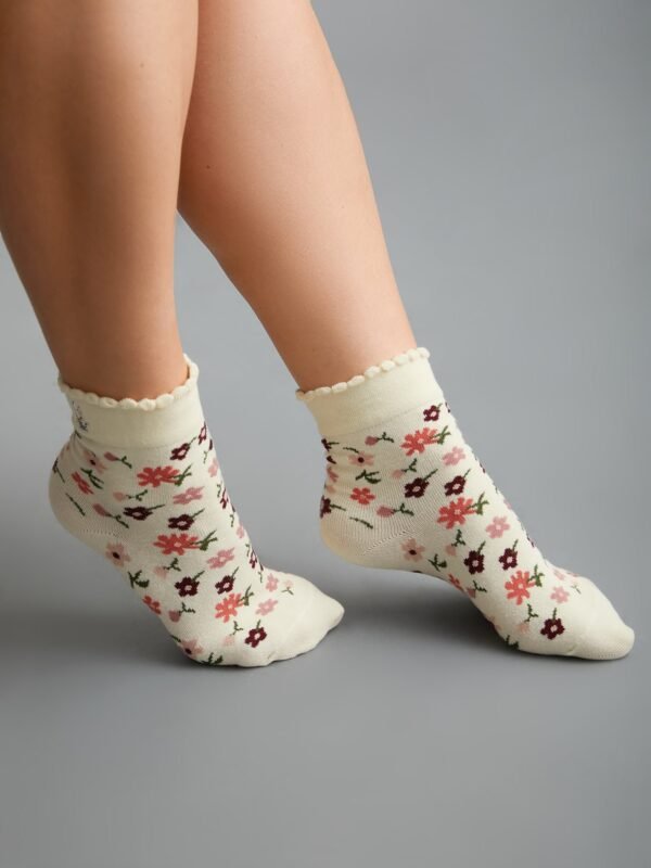 3 Pairs Ditsy Floral Mid-Calf Socks
