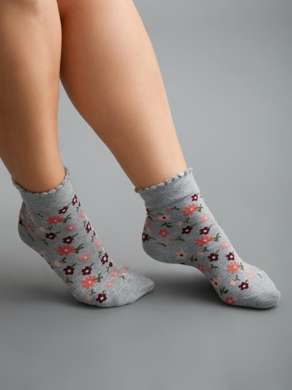 3 Pairs Ditsy Floral Mid-Calf Socks