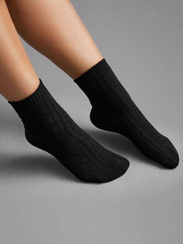 3 pairs Plain Textured Mid-Calf Socks